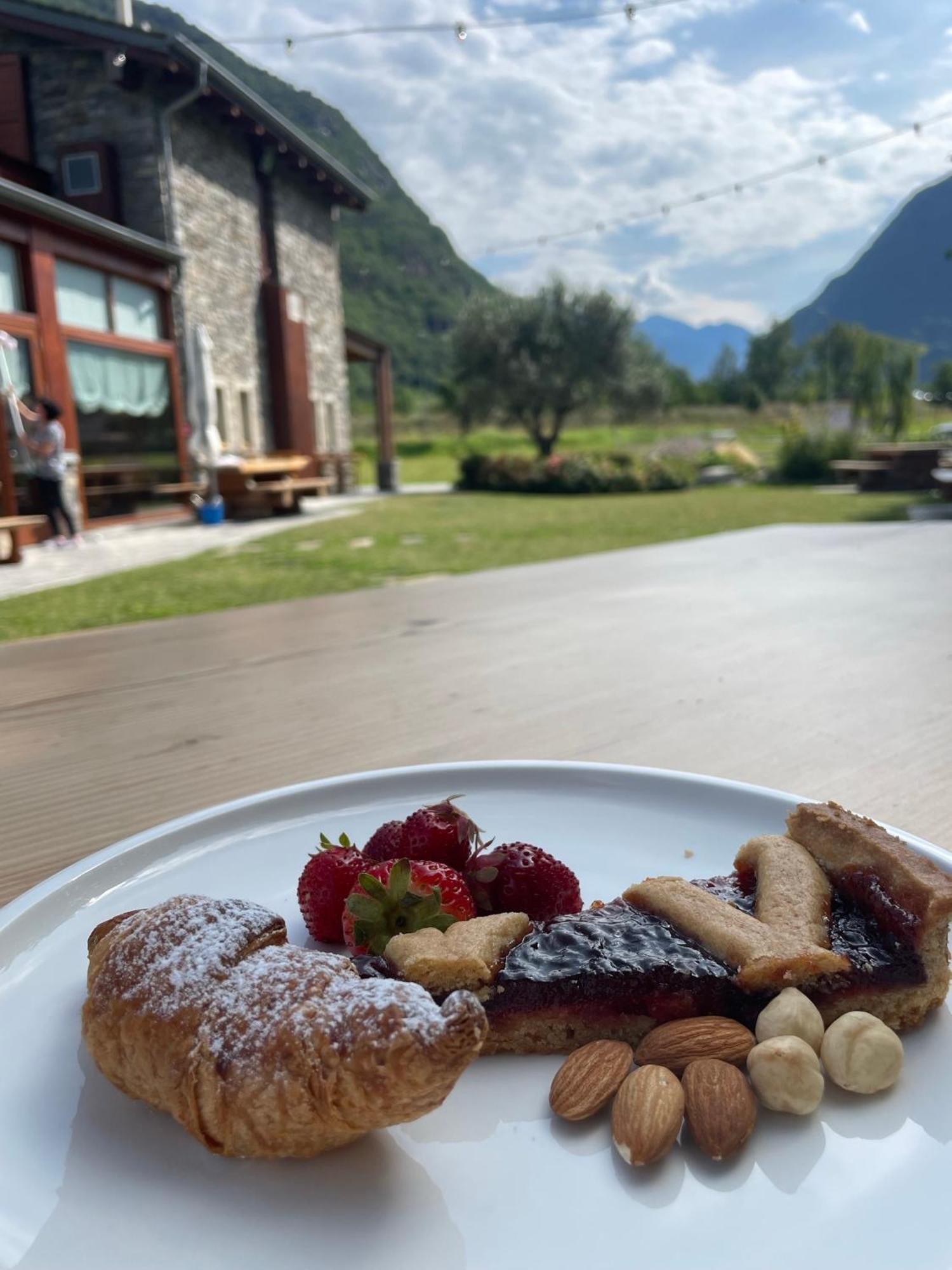 Villa Il Bisteca Morbegno Esterno foto